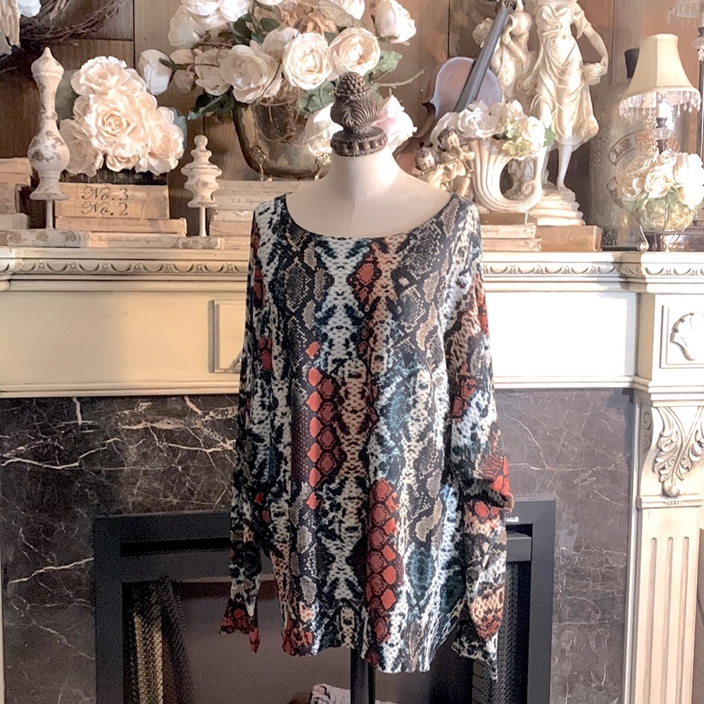 Joseph A snakeskin bright color dolman sleeve sweater tunic